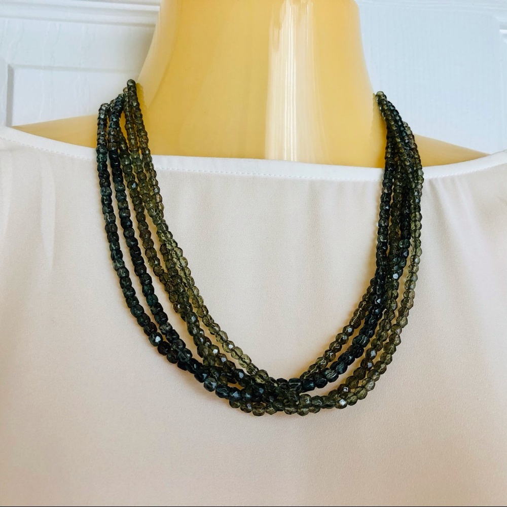 Ann Taylor Loft Bead Necklace, NWOT!!